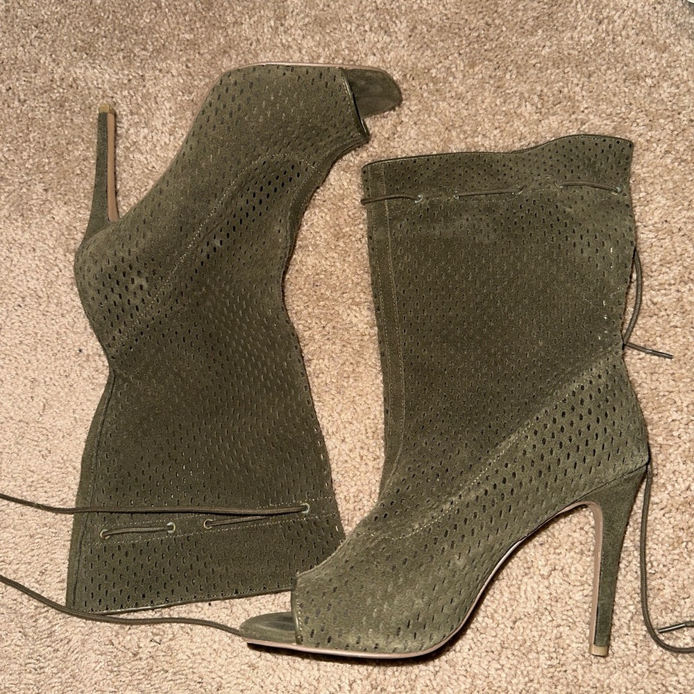 Steve Madden booties